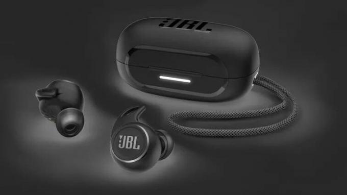 Reflect Aero הן אוזניות הספורט העדכניות ביותר של JBL.