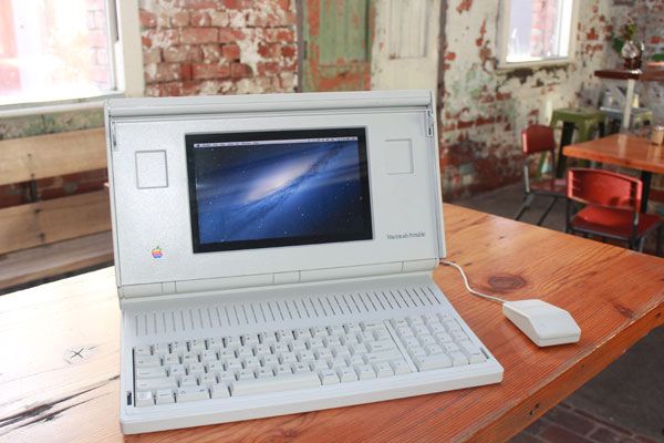 Macintoshi kaasaskantav kohvikus