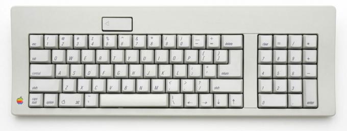 Standardní klávesnice Apple