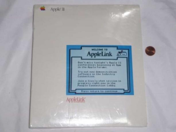 オリジナルのAppleLinkフロッピーディスクの1つ