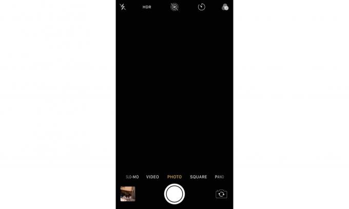 Czarny ekran to jeden z problemów zgłaszanych przez użytkowników w systemie iOS 11.4.