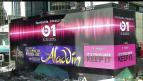 Apple разкрива билборд Beats 1 Times Square
