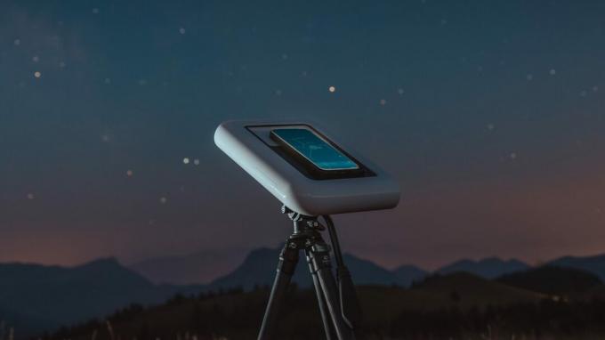 Hestia združuje teleskop z iPhoneom za preprosto fotografiranje neba
