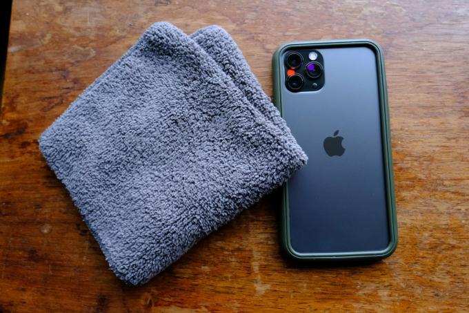 In tegenstelling tot de merkwaardig beperkende compatibiliteitslijst van Apple Polishing Cloth, kun je CultCloth voor bijna elk Apple-product gebruiken.