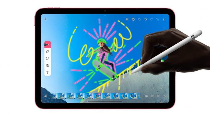 iPad 10 je dodáván s portem USB-C, ale podporuje první generaci Apple Pencil, která používá Lightning.