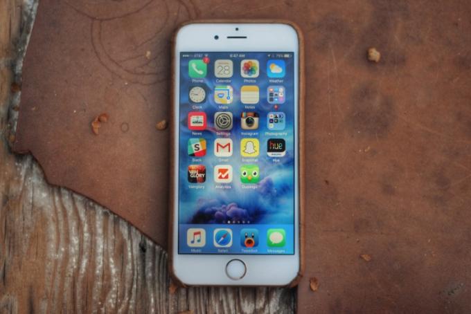 Apple tutkii iPhone 6s: n akkuongelmia.