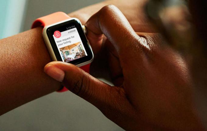 La nuova app Airbnb per Apple Watch semplifica la comunicazione tra host e ospiti.