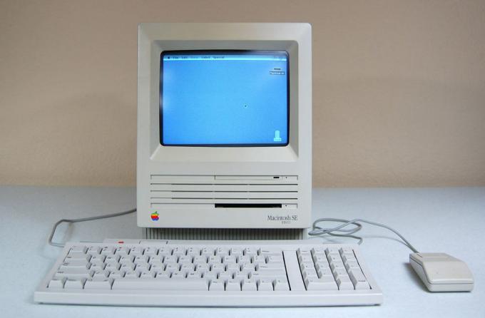 „Mac SE FDHD“ buvo ką tik pasakyti - bet koks kompiuteris!