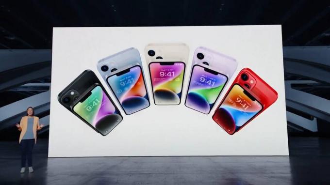 iPhone 14 ve iPhone 14 Plus, renk derecelendirmelerinde gelir.