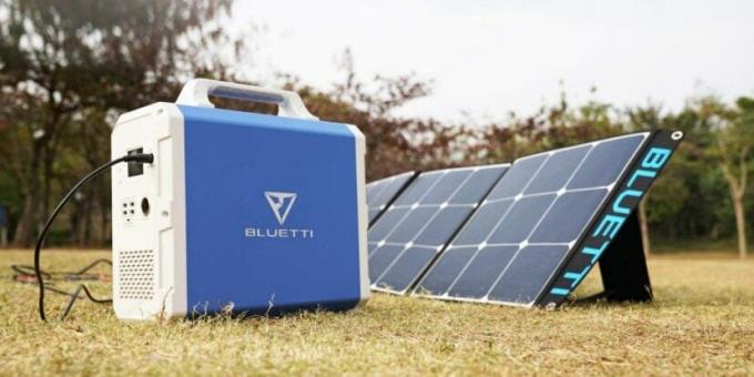 A Bluetti EB150 és a napelem bárhol biztosítja a bekapcsolást.