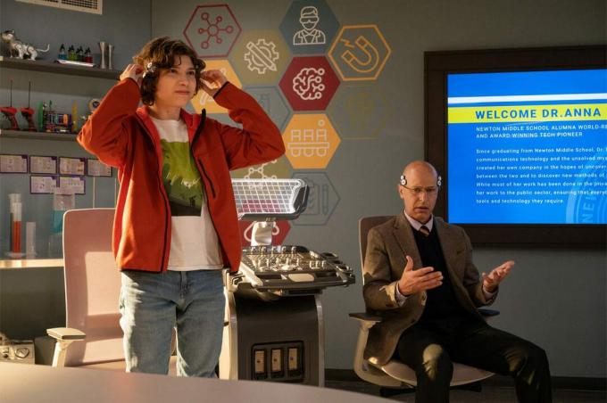 Дебитована 11. новембра, нова Аппле ТВ+ емисија за децу „Прекидачи струје“ са живом радњом има тему научне фантастике.