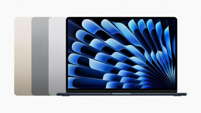 MacBook Air 15 inci hadir dalam empat warna: tengah malam, cahaya bintang, abu-abu ruang, dan perak.