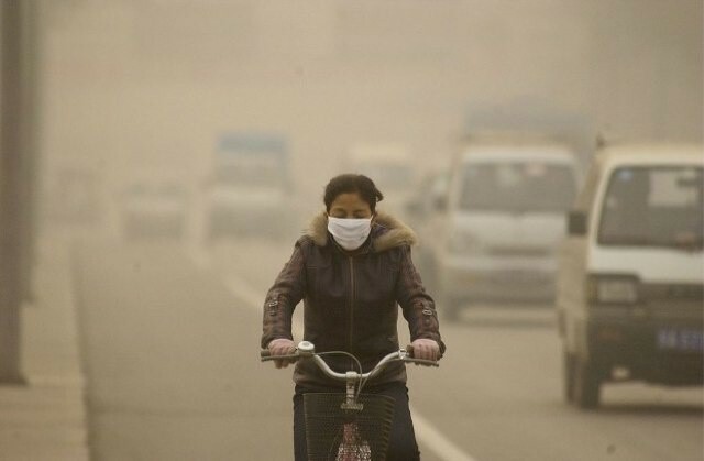 يعد التلوث مشكلة كبيرة في الصين ، لكن شركة Apple تقوم بواجبها للمساعدة.