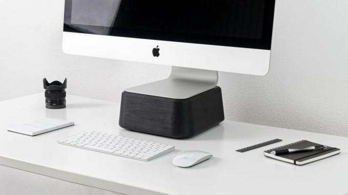 Base voor iMac maakt uw bureaublad ergonomischer.