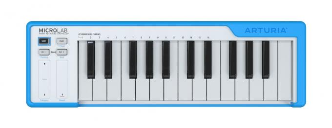 Arturia MicroLab MIDI კლავიატურას აქვს საკმარისი აუცილებელი ნაწილები.
