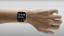 WatchOS 8.3 přináší ovládání gesty do starších modelů Apple Watch