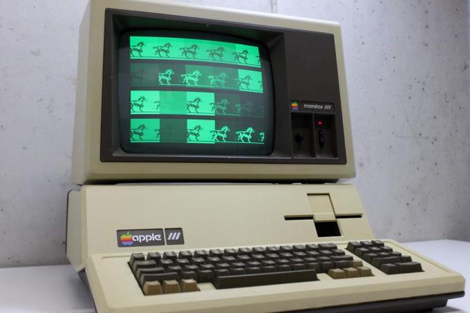 Apple III a devenit prima bombă a Apple