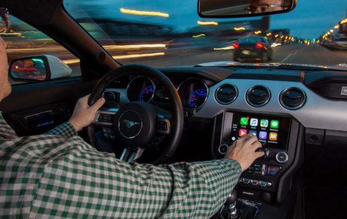 ford-is-tuo-carplay-ja-android-auto-sen uusimmat ajoneuvot-image-cultofandroidcomwp-contentuploads201601fordapplecarplay2016jan770x488-jpg