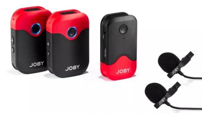 Käytä mobiilia Joby Air lavalier -mikrofonilla.