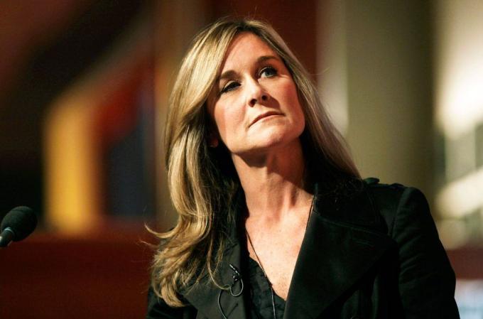 Angèle-Ahrendts-2