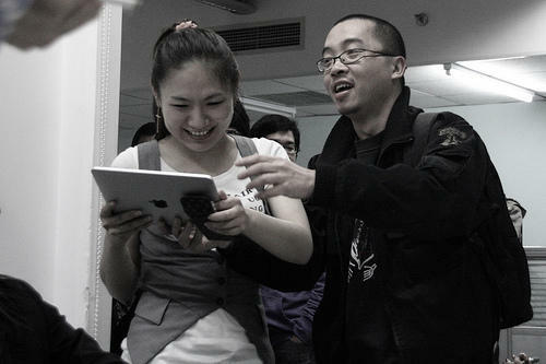 Hong Kong iPad Alıcıları Fotoğraf kredisi: keso@flickr.com