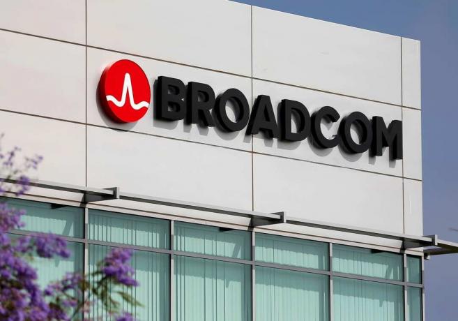 Broadcom.logo.on. შენობა