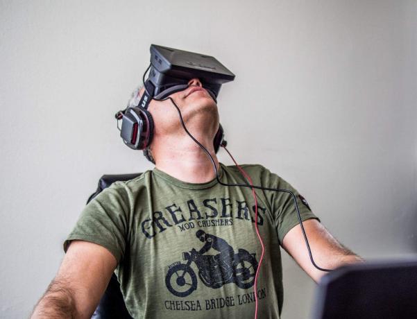 Možda će se uskoro dogoditi VR, a Apple će možda htjeti uskočiti.