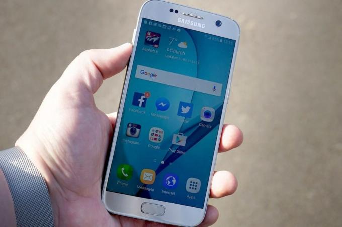 Galaxy S7は、Samsungのこれまでで最速の携帯電話です。 写真：Ste Smith / Cult of Android
