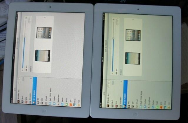 Tässä kuvassa on melko selvää, että uuden iPadin Retina -näyttö (oikealla) kärsii kauheasta keltaisesta sävystä.