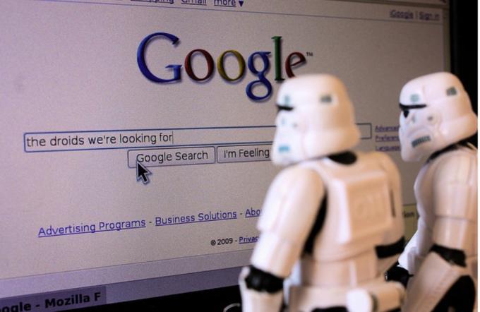 google-nyomja-to-titkosítja-a-több-a-szolgáltatások-image-kultuszandroidcomwp-contentuploads201511star-wars-humor-the-droids-are-looking-for-stormtroopers-use-google-search-jpg