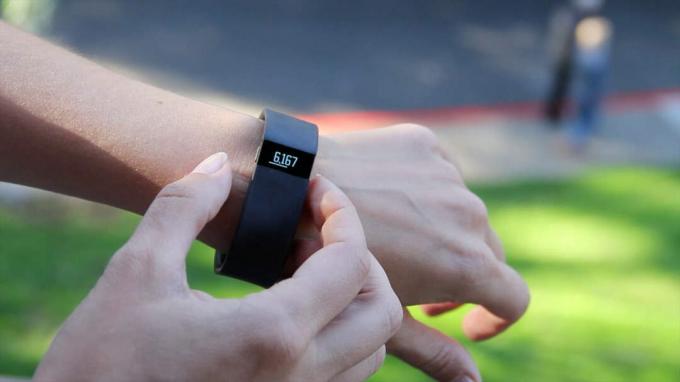 Tieni traccia della tua salute con Fitbit.
