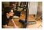 ფოტოგრაფი იყენებს iPhone– ის უკანა პანელს სველი კოლოდიონის ფოტო ფირფიტად