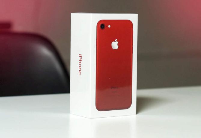 Toote punane iPhone karp