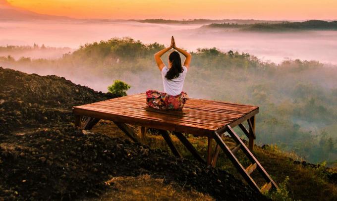 Sisäisen rauhan löytäminen on helpompaa (ja halvempaa) kuin koskaan Aware Mindful Meditation -sovelluksella.