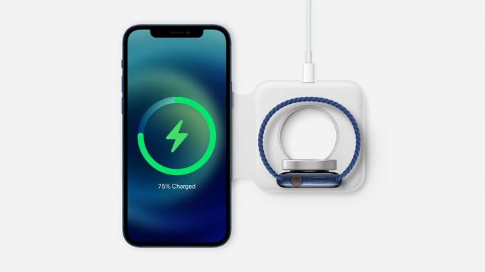 Apple का नया MagSafe Duo चार्जर AirPower के पापों की भरपाई करता है।