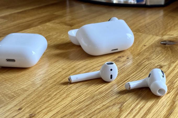 AirPods-Pro-vs. AirPods