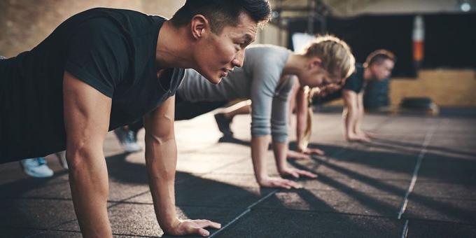 Fitterclub: Достъп до персонализирани програми за упражнения и хранене, които ще ви помогнат да влезете във форма, докато сте вкъщи