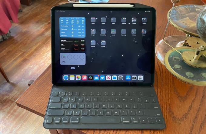 SwitchEasy CoverBuddy ne prekine povezave med iPad Pro in tipkovnico Apple Smart.