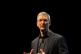 Applen Tim Cook kutsuu iPhonen tilausleikkaushuhuja siitä, mitä ne ovat: hölynpölyä