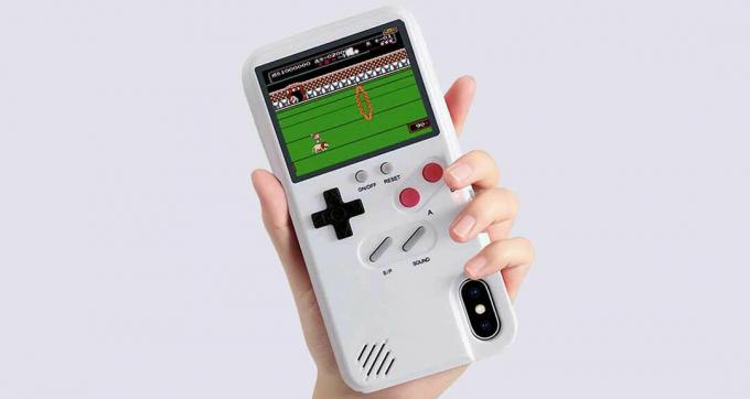Tämä Game Boy -värinen iPhone-kotelo on äärimmäinen toisen näytön kokemus retropelien ystäville.