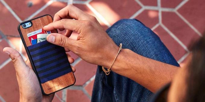 Yhdistä lompakkosi ja puhelimesi tähän tyylikkääseen koteloon, jossa on myös korttisi.