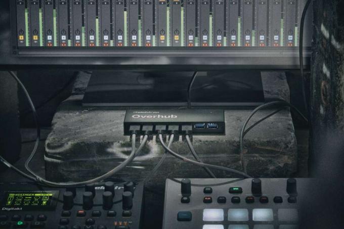 „Overbridge“ užpildo atotrūkį tarp „Elektron“ muzikos aparatinės ir programinės įrangos.