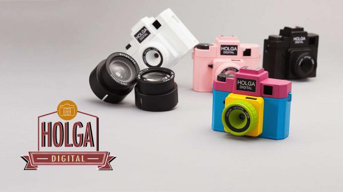 Holga kommer i fire farger og objektivfester laget for filmmodellene passer på de nyere kameraene.