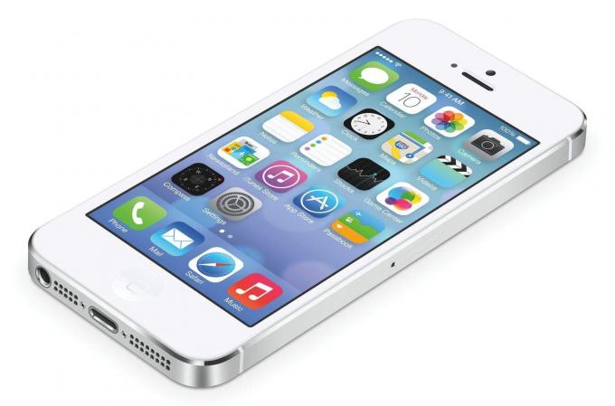 Marginile pătrate ale iPhone 5 au influențat în mod clar gama de iPhone 12.