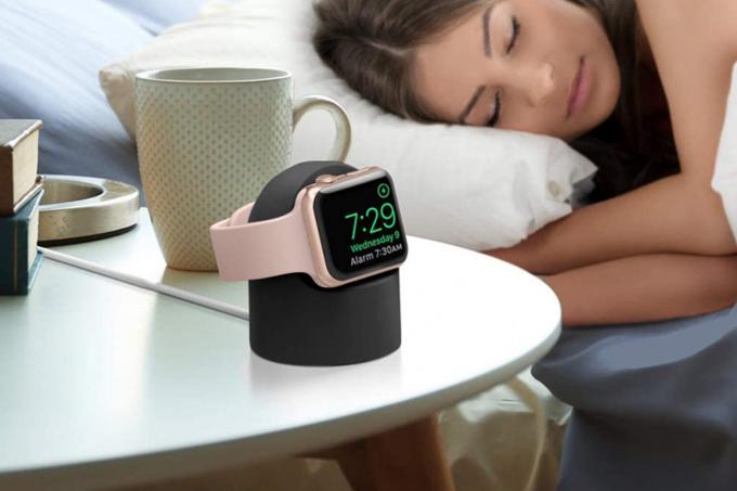Bu estetik Apple Watch şarj standları %60'tan fazla indirimli.