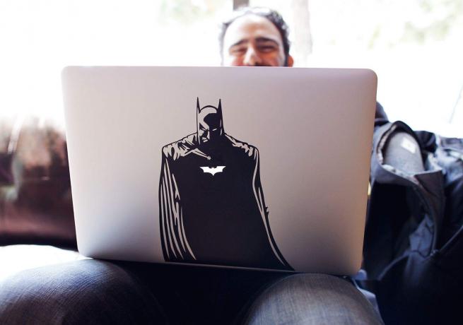 Бэтмен был замечен у Джиллиан в Сан-Франциско во время журналистской Pitch Lab на AltConf. Фото: Джим Меритью / Cult of Mac